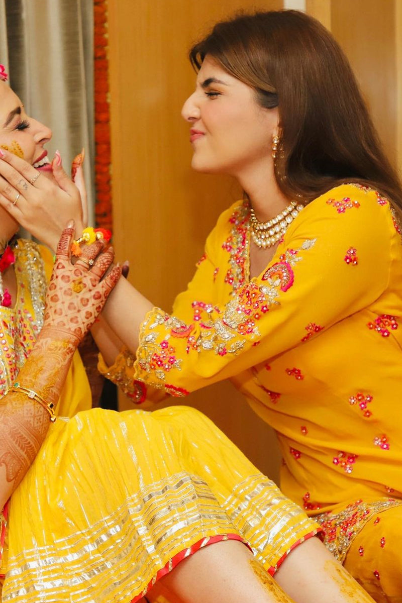 Ashi Khanna in Mustard Georgette Garara Set With Georgette Dupatta